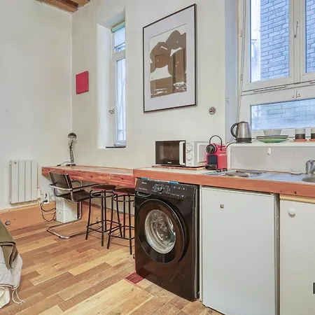 Δωμάτια σε οικογενειακή κατοικία Studio Paisible Et Cosy - Quai De Seine - 172c Παρίσι